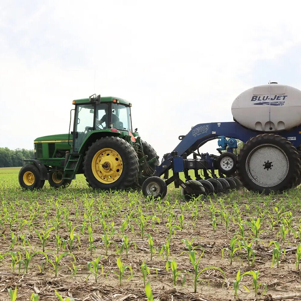 Растениепитатель Blue-Jet AT3015 для внесения жидких удобрений